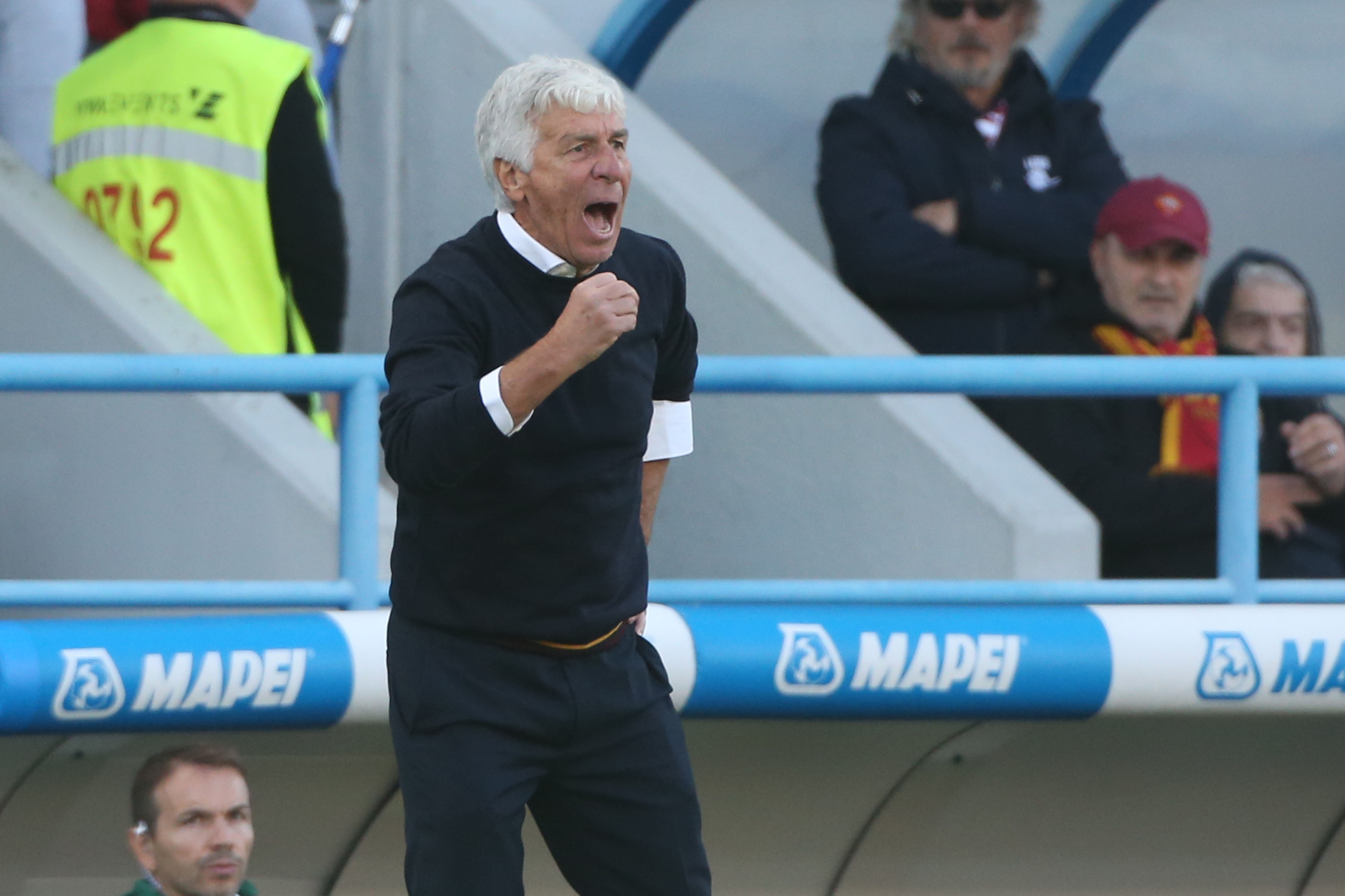 开云电子-加斯佩里尼：罗马拥有马伦的买断权，红牌改变了比赛的局势